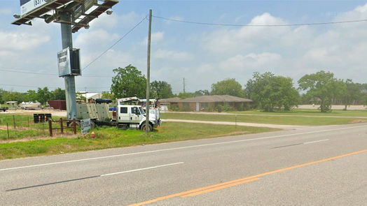 Hitchcock 1-story, 4-bed 10230 Highway 6-idx