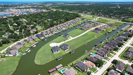 Kemah 2-story, 4-bed 611 Appia Drive-idx