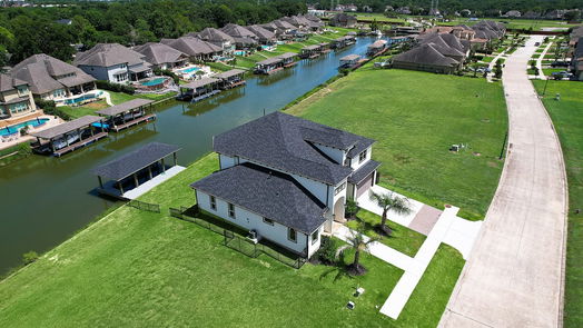 Kemah 2-story, 4-bed 611 Appia Drive-idx