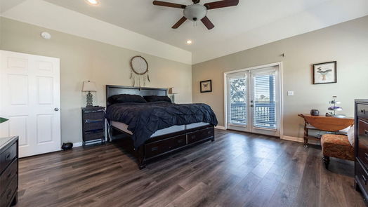 Clear Lake Shores 2-story, 3-bed 711 Pine Road-idx