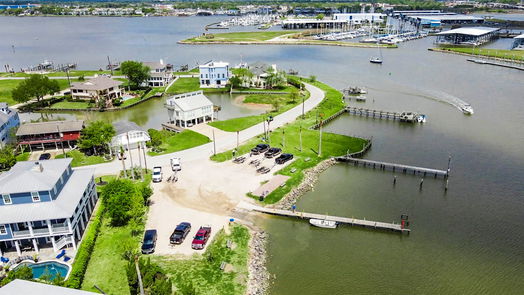 Clear Lake Shores 2-story, 3-bed 711 Pine Road-idx