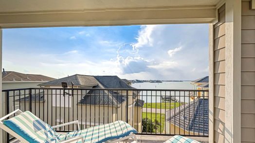 Clear Lake Shores 4-story, 4-bed 212 MAPLE-idx