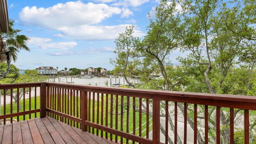 Clear Lake Shores 1-story, 2-bed 714 Narcissus Road-idx