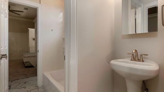 Clear Lake Shores 2-story, 4-bed 318 Pine Road-idx