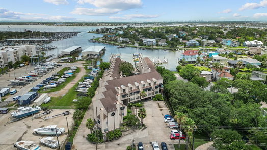 Clear Lake Shores 2-story, 2-bed 1140 Marina Bay Dr 123B-idx