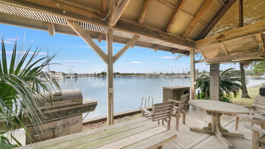 Kemah 3-story, 2-bed 452 Mariners Drive-idx