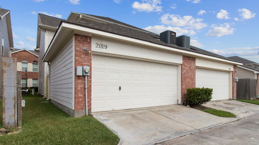 Kemah 2-story, 2-bed 2019 Kemah Village Drive-idx