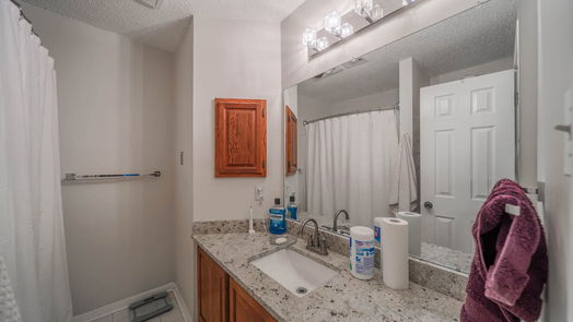 Kemah 2-story, 2-bed 1140 Marina Bay Drive 120b-idx