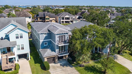 Kemah 3-story, 4-bed 211 Valmar Street-idx