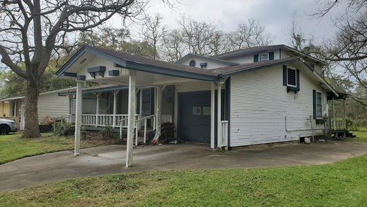 Lake Jackson 2-story, 5-bed 607 Winding Way Street-idx