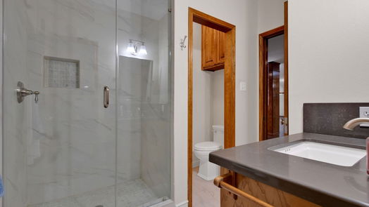 Lake Jackson 1-story, 3-bed 702 Walnut Street-idx