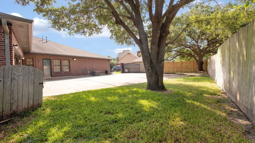 Lake Jackson 1-story, 3-bed 702 Walnut Street-idx