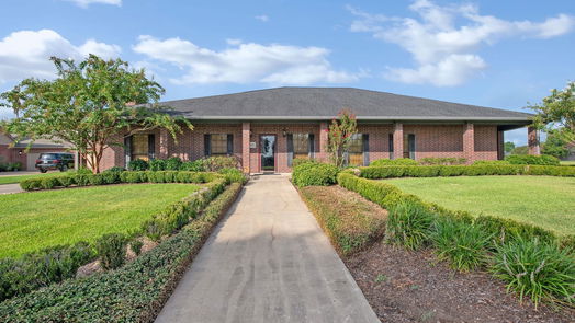 Lake Jackson 1-story, 3-bed 702 Walnut Street-idx