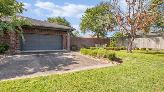 Lake Jackson 1-story, 3-bed 702 Walnut Street-idx