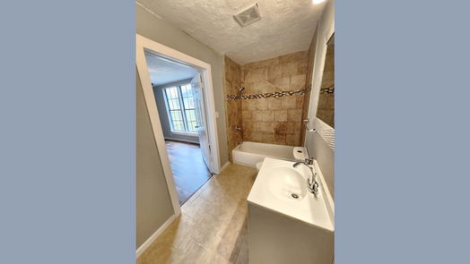 Lake Jackson 1-story, 3-bed 225 Jasmine Street-idx