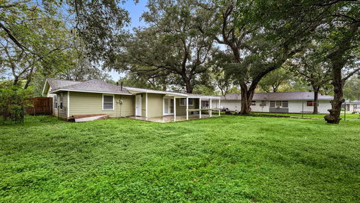 Lake Jackson 1-story, 4-bed 403 Gardenia Street-idx
