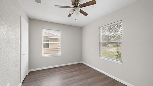 Lake Jackson 1-story, 4-bed 403 Gardenia Street-idx