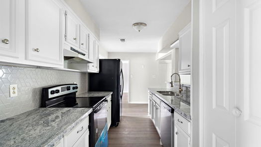 Lake Jackson 1-story, 4-bed 403 Gardenia Street-idx