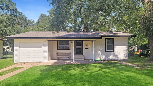 Lake Jackson 1-story, 3-bed 121 Wisteria Street-idx