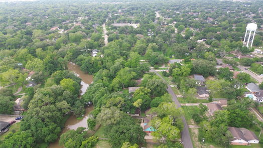 Lake Jackson 2-story, 3-bed 441 Southern Oaks Drive-idx