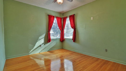 Lake Jackson 2-story, 4-bed 104 Palm Lane-idx