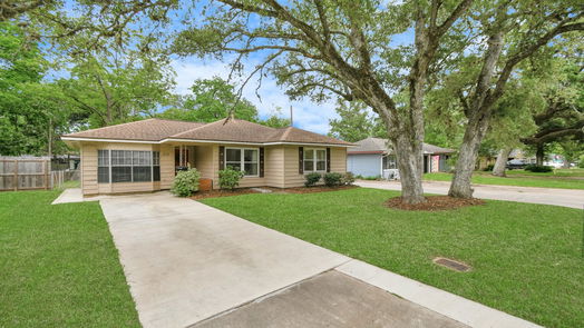 Lake Jackson 1-story, 3-bed 513 Gardenia Street-idx