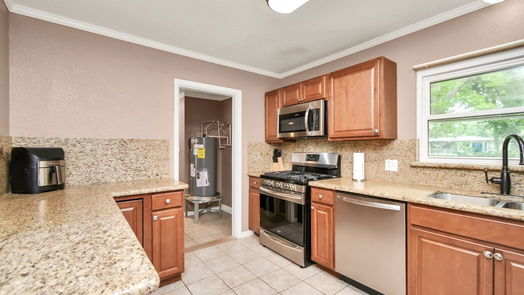 Lake Jackson 1-story, 3-bed 513 Gardenia Street-idx