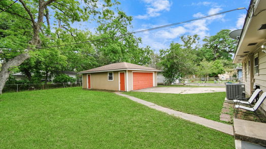 Lake Jackson 1-story, 3-bed 513 Gardenia Street-idx