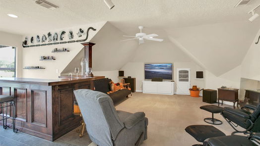 Lake Jackson 2-story, 4-bed 125 Paint Brush Street-idx