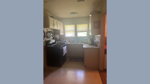 Lake Jackson null-story, 3-bed 113 Laurel Street-idx