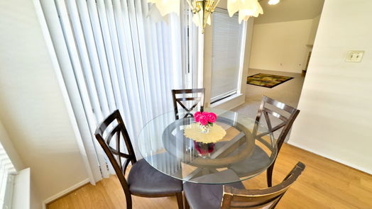 Lake Jackson 1-story, 3-bed 66 Avocado Ct Court-idx