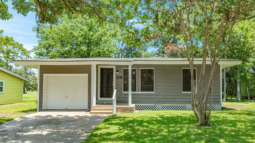 Lake Jackson null-story, 3-bed 209 Center Way Street-idx