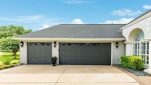 Lake Jackson 1-story, 3-bed 103 Harvard Oaks Drive-idx