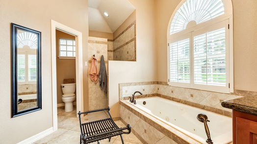 Lake Jackson 1-story, 3-bed 103 Harvard Oaks Drive-idx