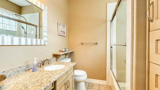 Lake Jackson 1-story, 3-bed 103 Harvard Oaks Drive-idx