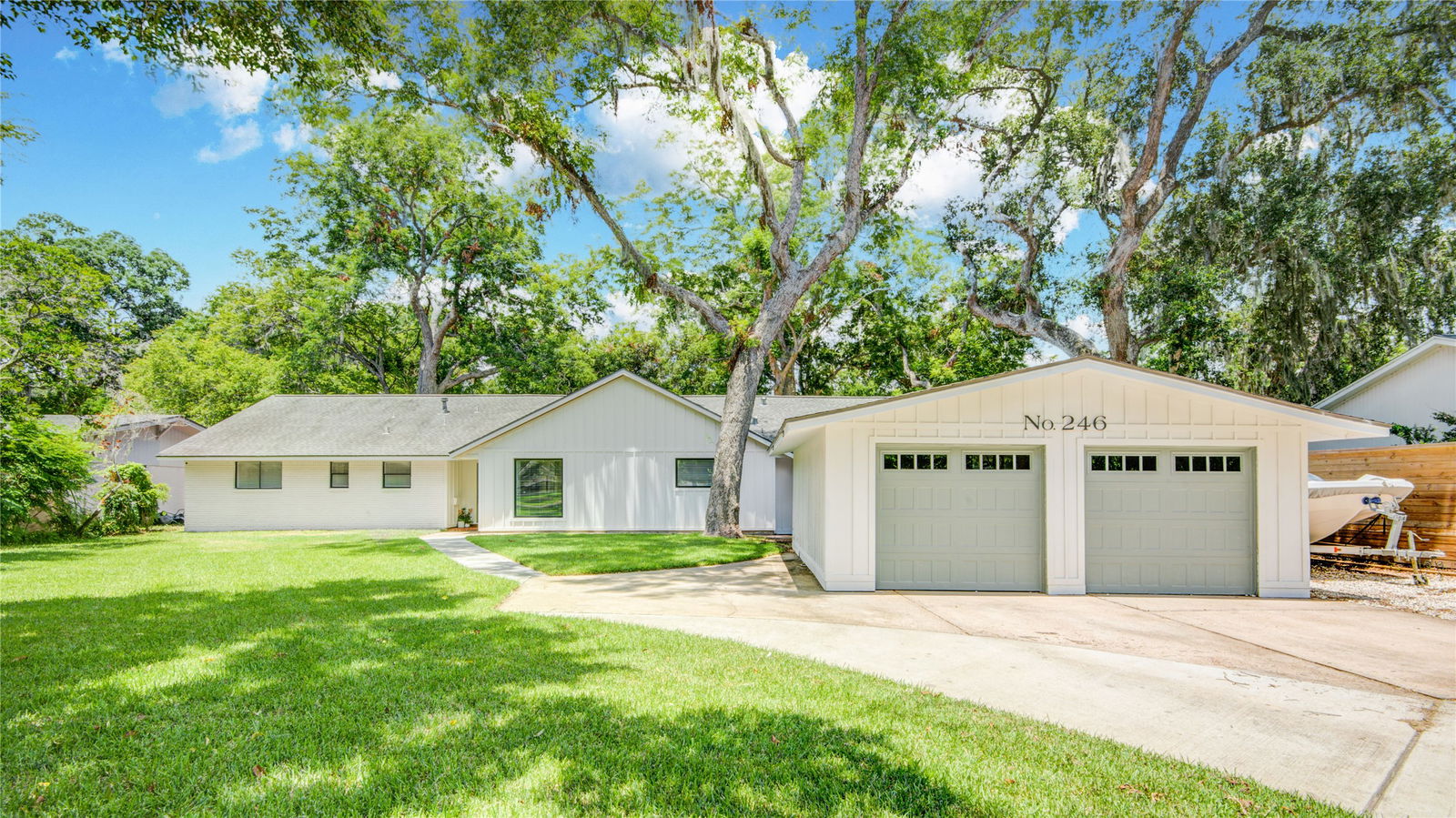 Lake Jackson 1-story, 4-bed 246 Forest Drive-idx