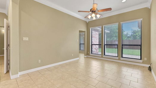 Lake Jackson null-story, 4-bed 107 Pearl Drive-idx
