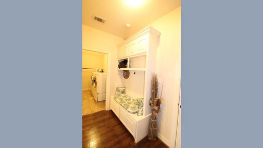 Lake Jackson 1-story, 3-bed 109 Cinnamon Lane-idx
