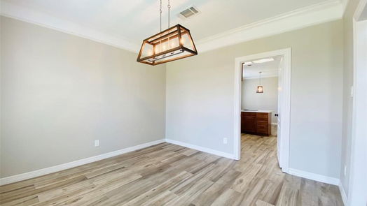 Lake Jackson 2-story, 3-bed 51 Chicory Court-idx