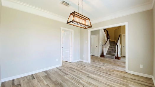 Lake Jackson 2-story, 3-bed 51 Chicory Court-idx