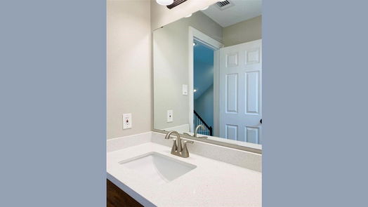 Lake Jackson 2-story, 3-bed 51 Chicory Court-idx