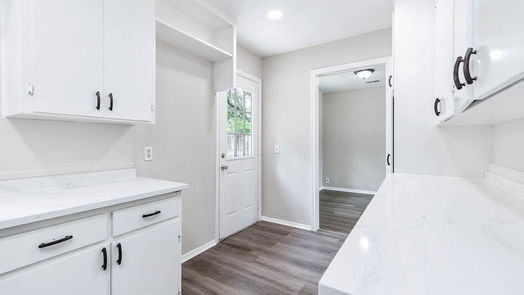 Lake Jackson null-story, 4-bed 526 Gardenia Street-idx