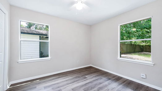 Lake Jackson null-story, 4-bed 526 Gardenia Street-idx
