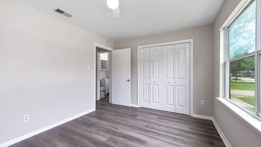 Lake Jackson null-story, 4-bed 526 Gardenia Street-idx