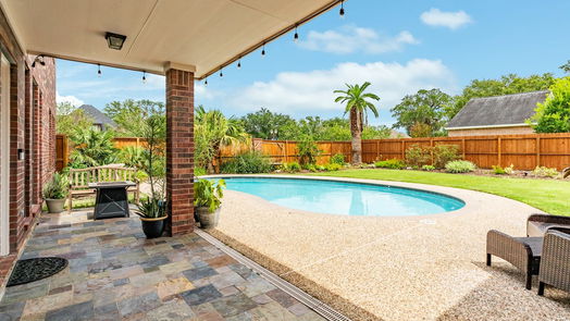 Lake Jackson 2-story, 5-bed 51 Scotch Pine Court-idx