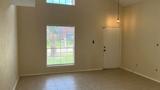 Lake Jackson 2-story, 4-bed 211 Almond Drive-idx