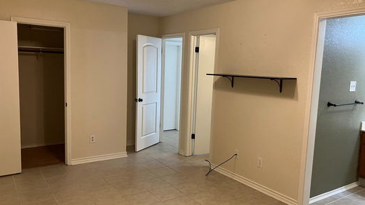 Lake Jackson 2-story, 4-bed 211 Almond Drive-idx