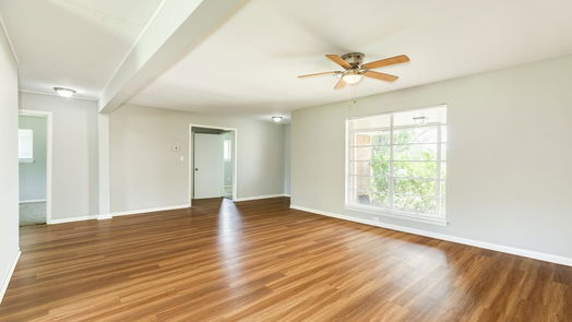 Lake Jackson null-story, 3-bed 303 Ligustrum Street-idx