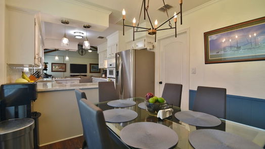 Lake Jackson null-story, 3-bed 110 Larkspur Street-idx