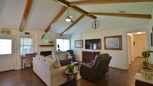 Lake Jackson null-story, 3-bed 110 Larkspur Street-idx